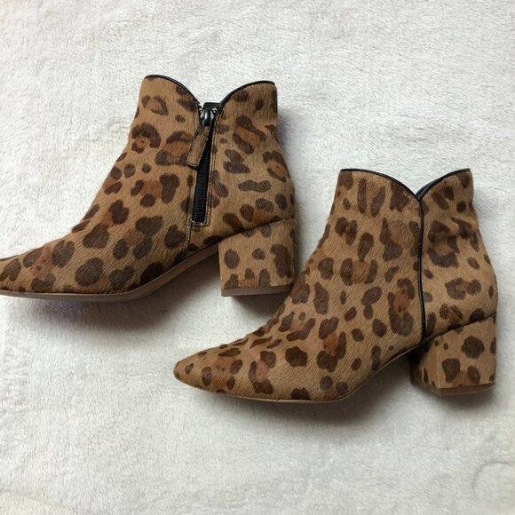Cole Haan Elyse Ankle Zip Up Bootie, Leopard Calf Hair Size 6 - Picture 3 of 12